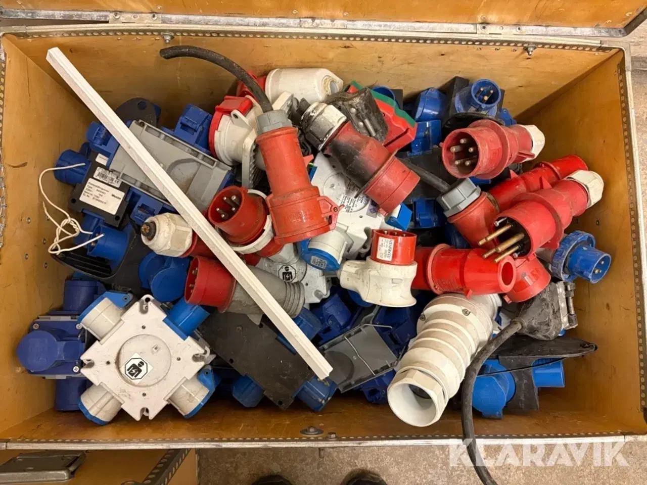 Billede 5 - Assorterede stik - 4 kasser