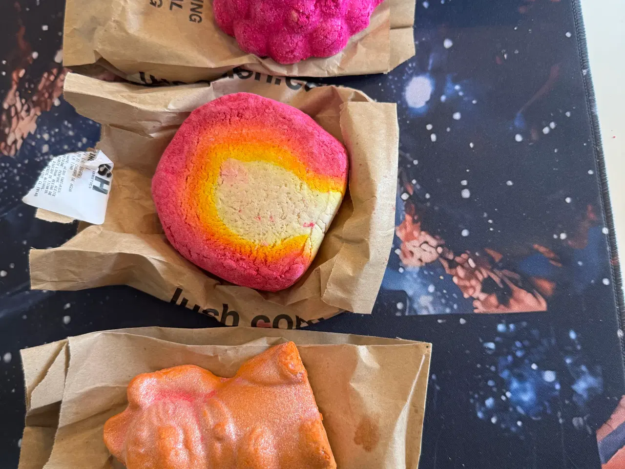 Billede 2 - 3 stk badebomber fra lush