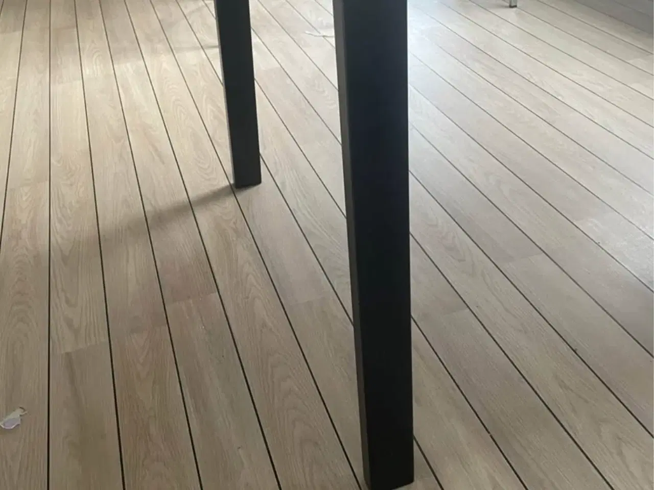 Billede 5 - Spisebord i massiv eg
