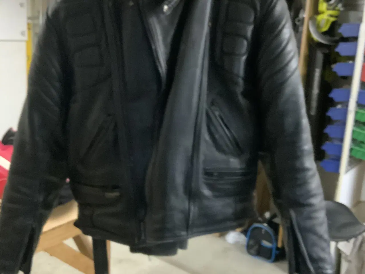Billede 2 - Læderdragt