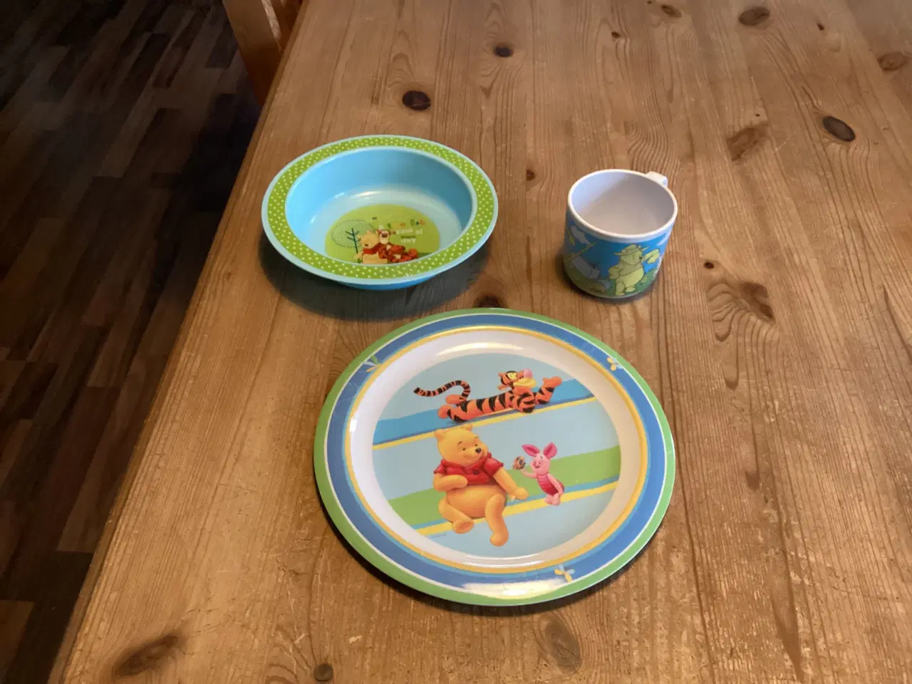 Billede 2 - Børne Service, Peter Plys, Rasmus Klump.