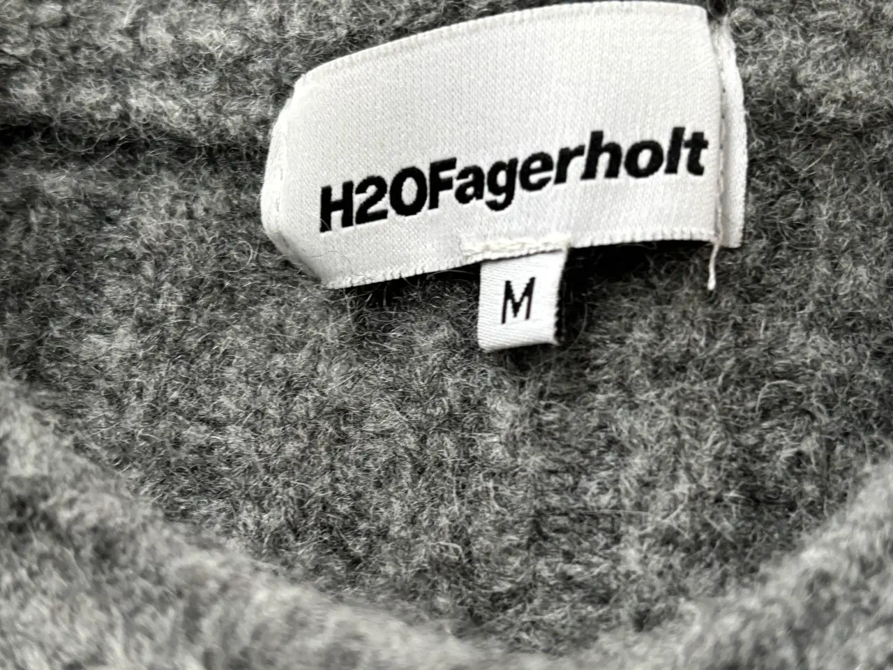 Billede 3 - Flot H2O Fagerholt grå cardigan