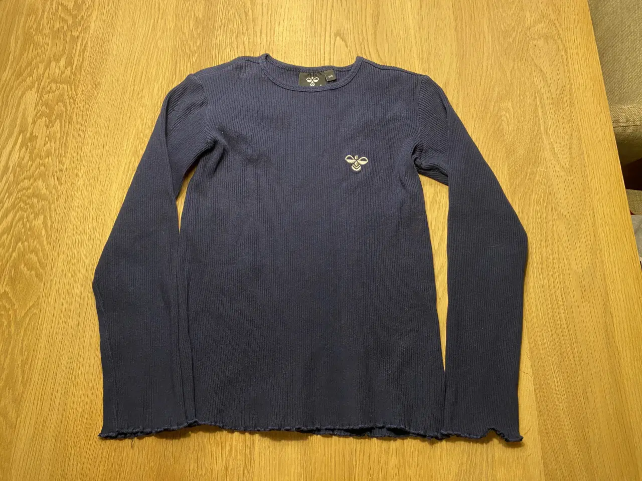 Billede 10 - Bukser, kjoler, tshirt, bluser str. 140