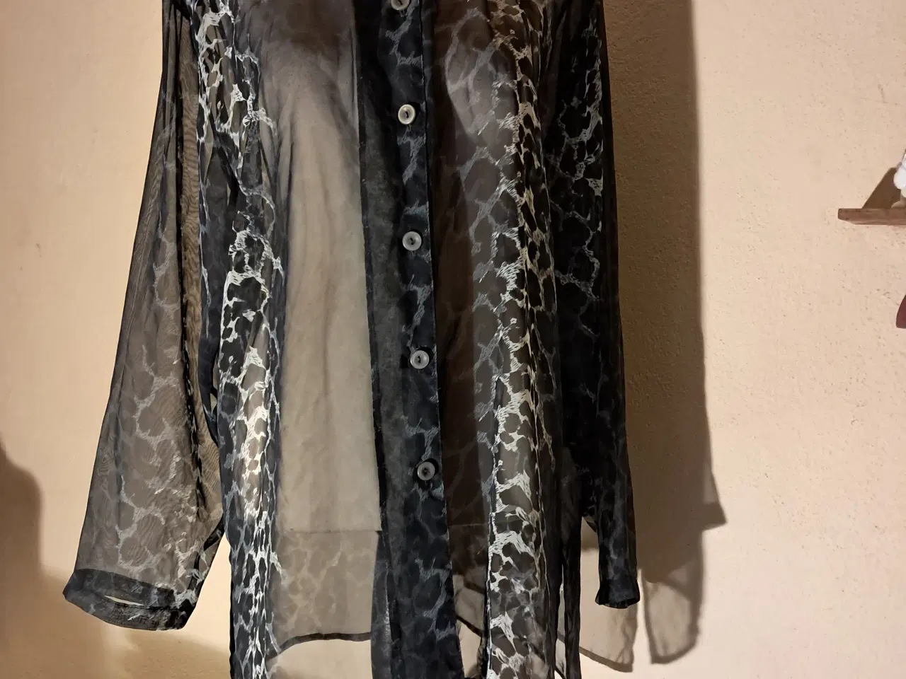 Billede 1 - Alma Mater str. M skjorte