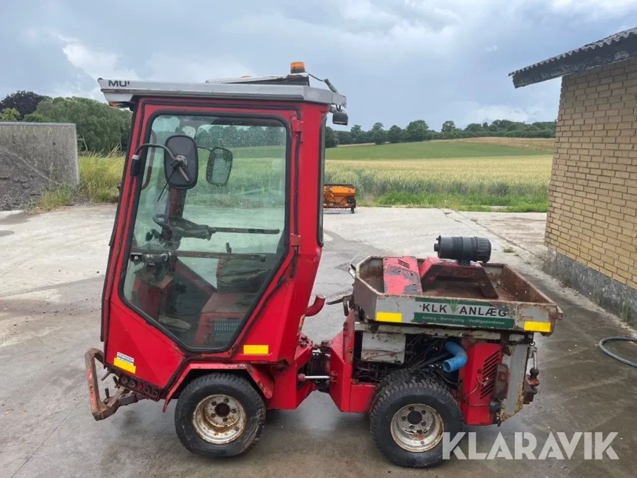 Billede 2 - Redskabsbærer Multi-Trac L327-4