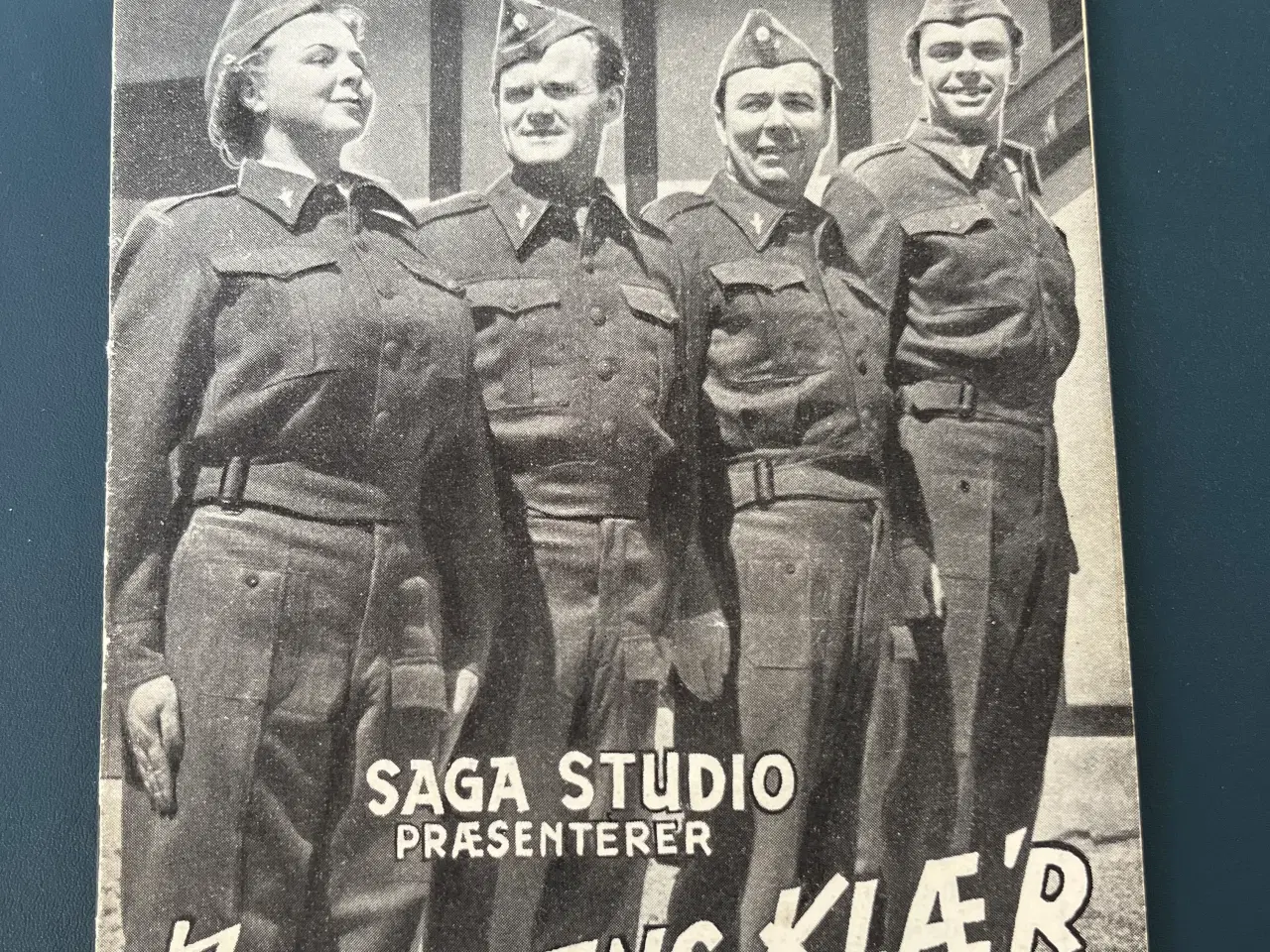 Billede 1 - I Kongens klæ’r