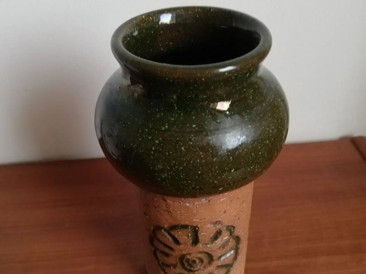 Billede 3 - Laholdt vase
