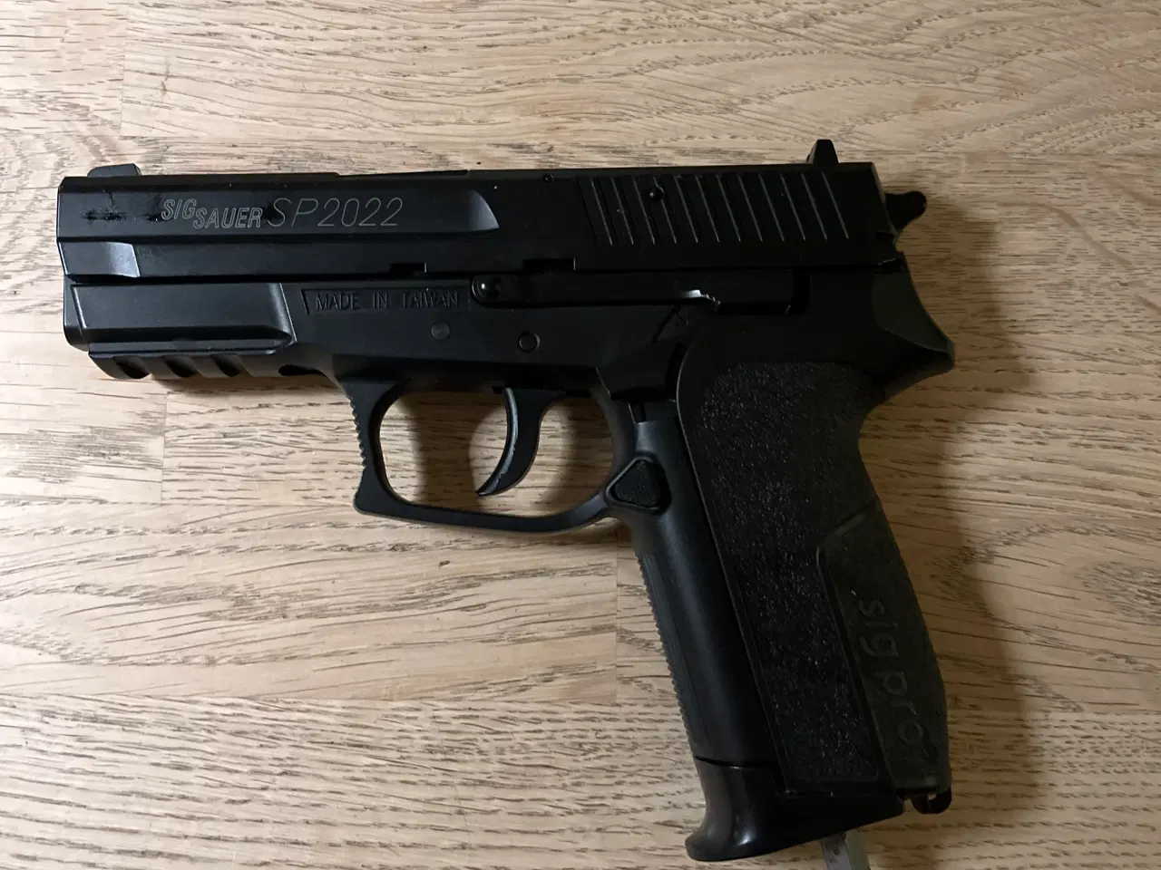 Billede 1 - Softgun sigsauer SP2022