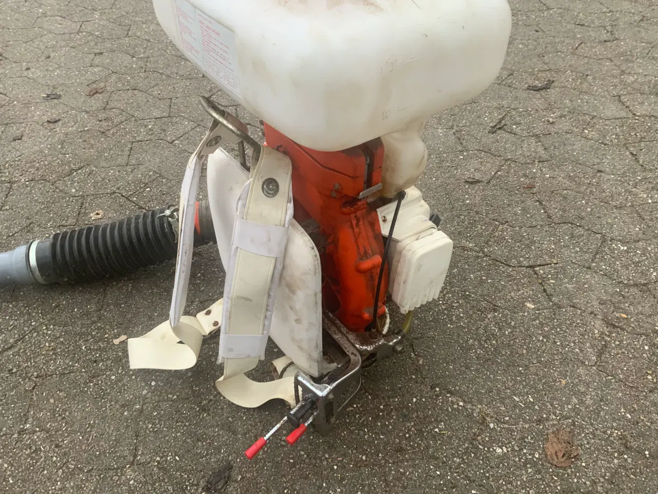 Billede 2 - Echo rygsprøjte/spreder/blæser med benzinmotor