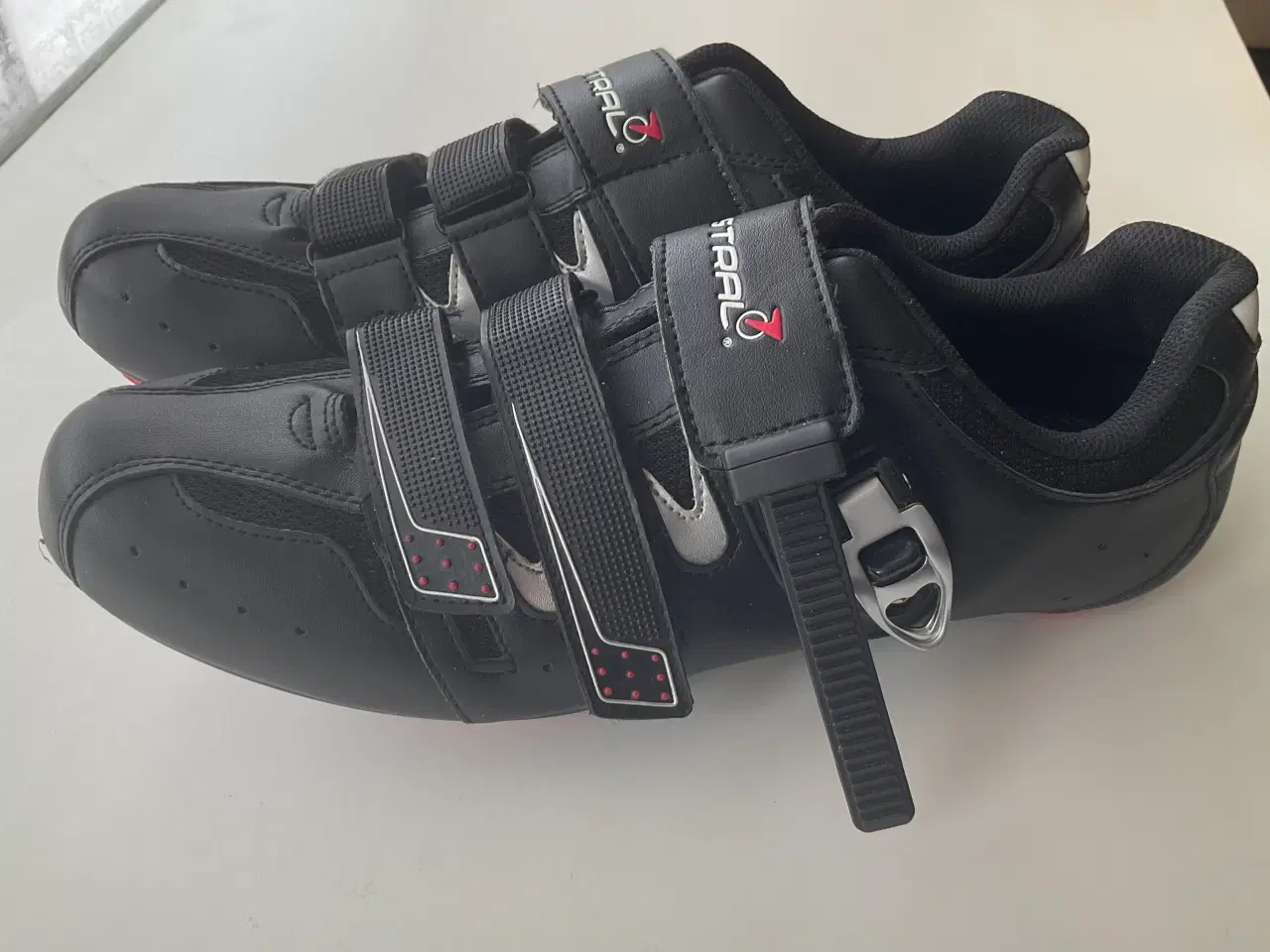 Billede 1 - Astral cykelsko til cykling eller spinning 