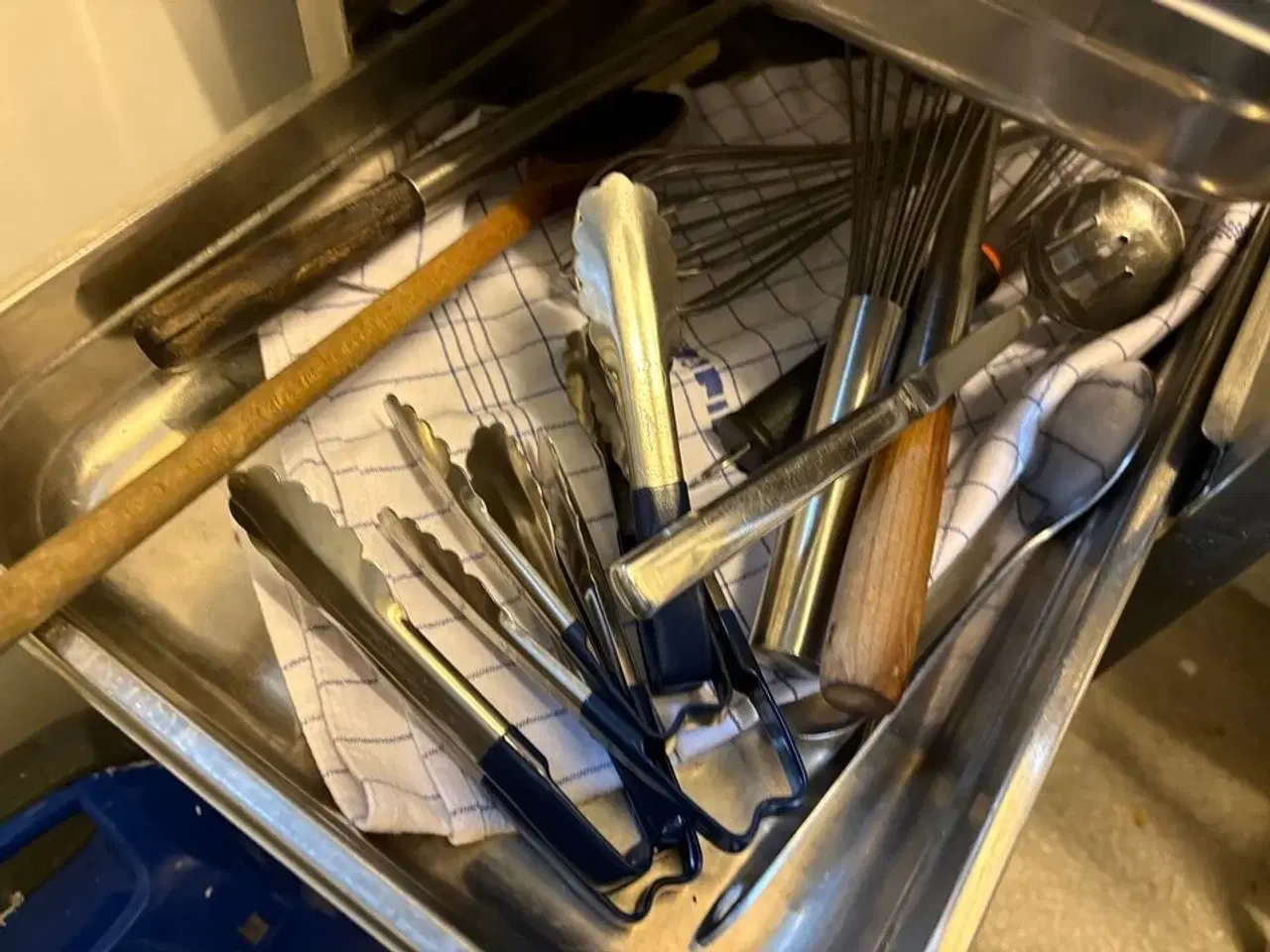 Billede 3 - Rullevogn til gastrobakker inkl. Indhold