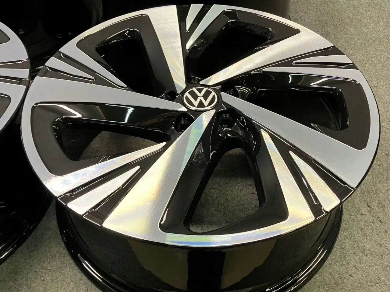 Billede 10 - ALUFÆLGE VW ID.6 ID 6 20"