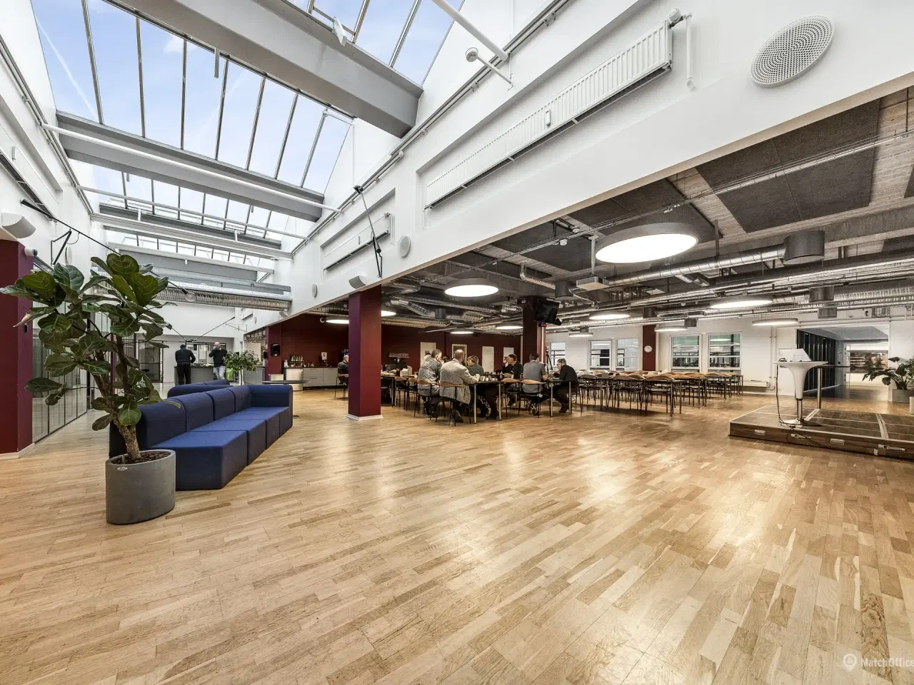 Billede 8 - Unikt kontor lige ved Valby Station med plads til mange medarbejdere