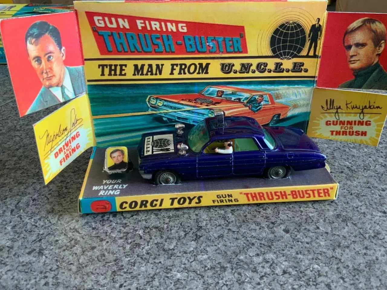 Billede 1 - Corgi Toys No. 497 Oldsmobile Super 88 U.N.C.L.E.