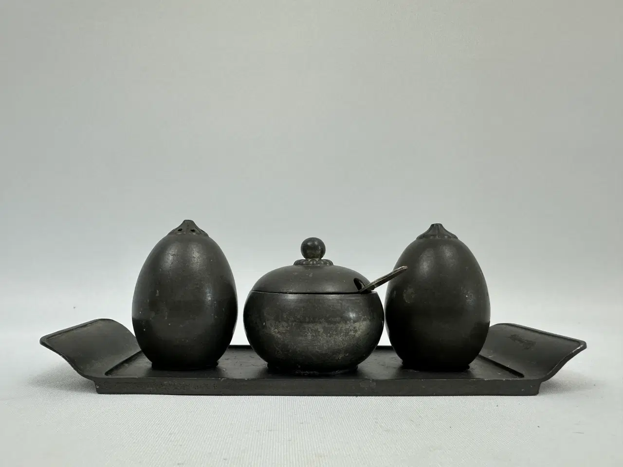 Billede 2 - Just Andersen, platmenage / Salt, Pebber, Kar
