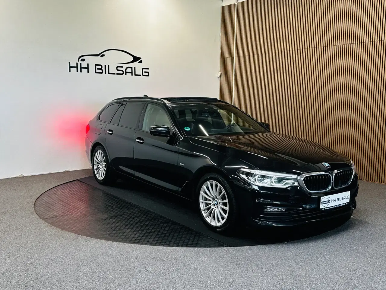 Billede 3 - BMW 530d 3,0 Touring xDrive aut.