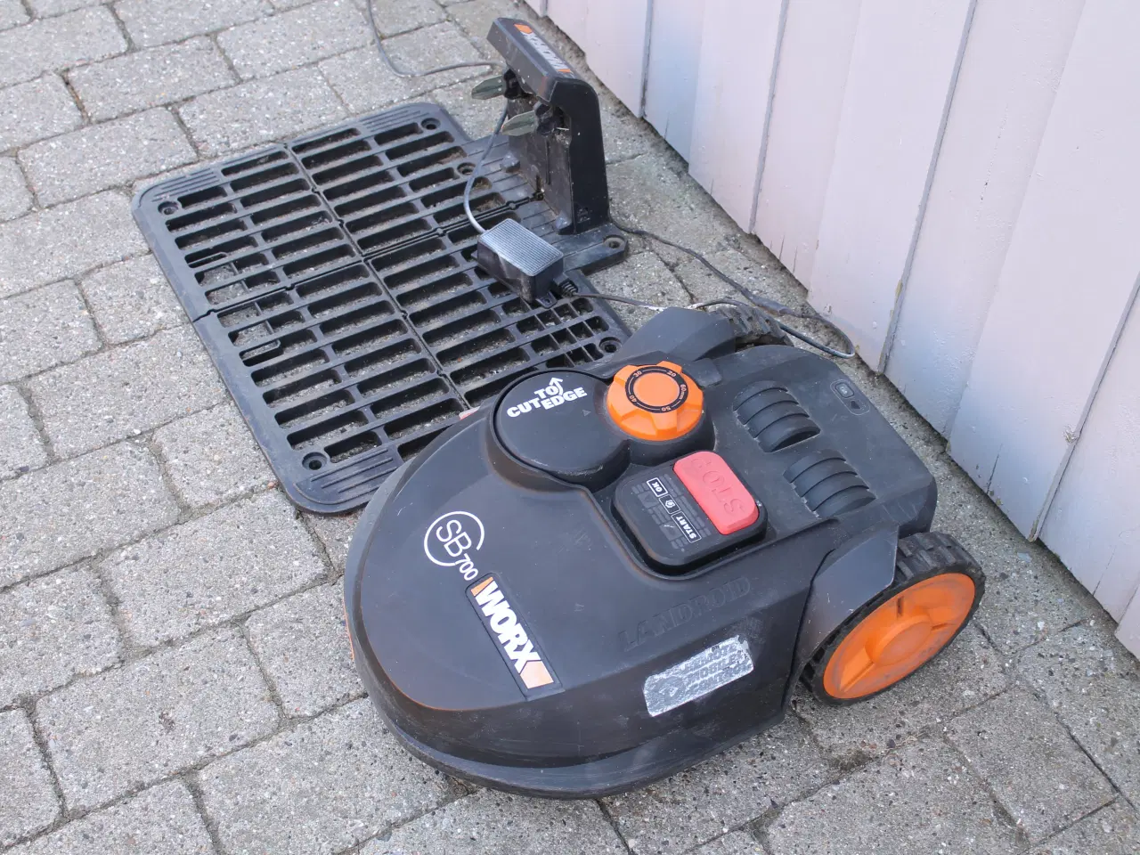 Billede 1 - Worx SB700 Robotplæneklipper 