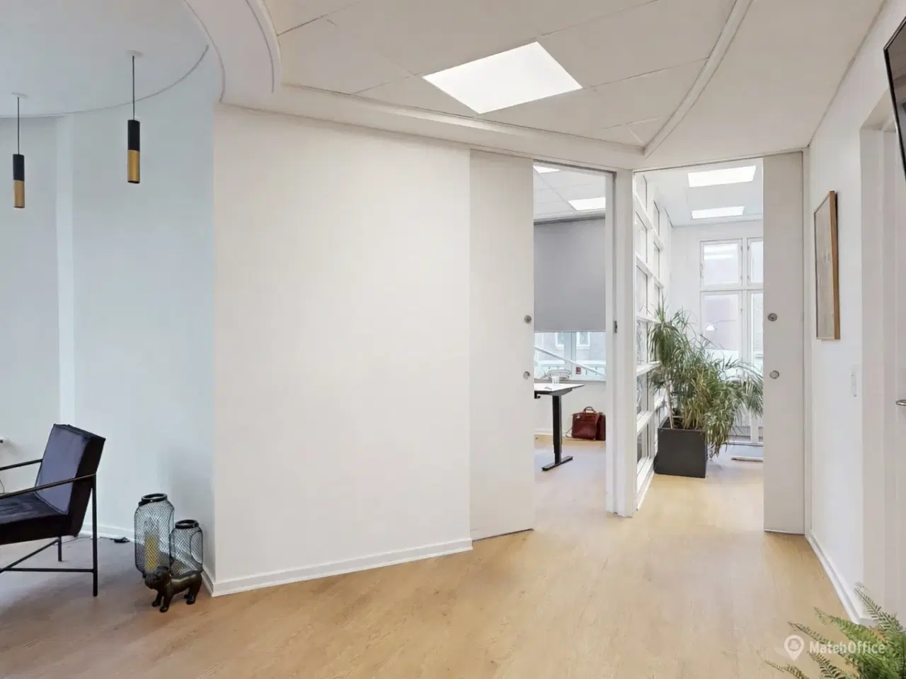 Billede 2 - Centralt beliggende lejemål på Frederiksberg - med masser af lysindfald