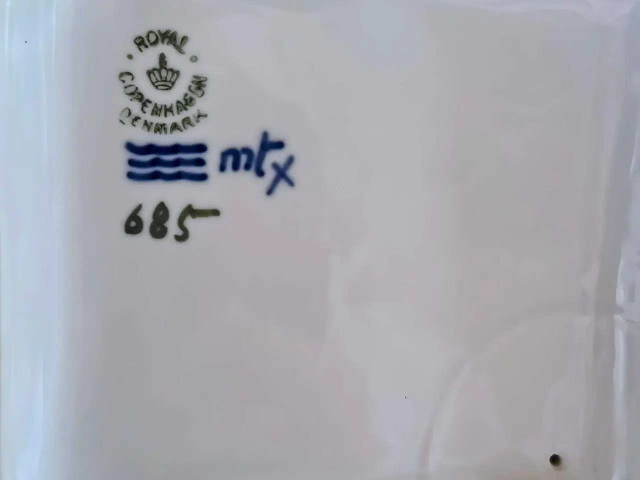 Billede 1 - Royal Copenhagen porcelænsfigur af mand med le