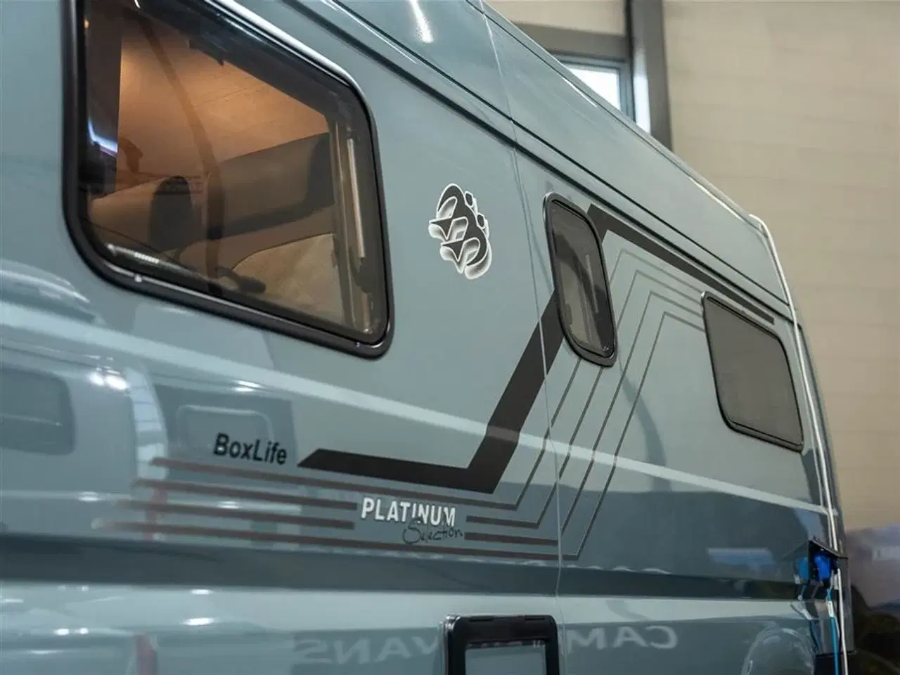 Billede 40 - 2026 - Knaus Boxlife 600 ME Platinum Selection   van under 6 meter med langsgående seng