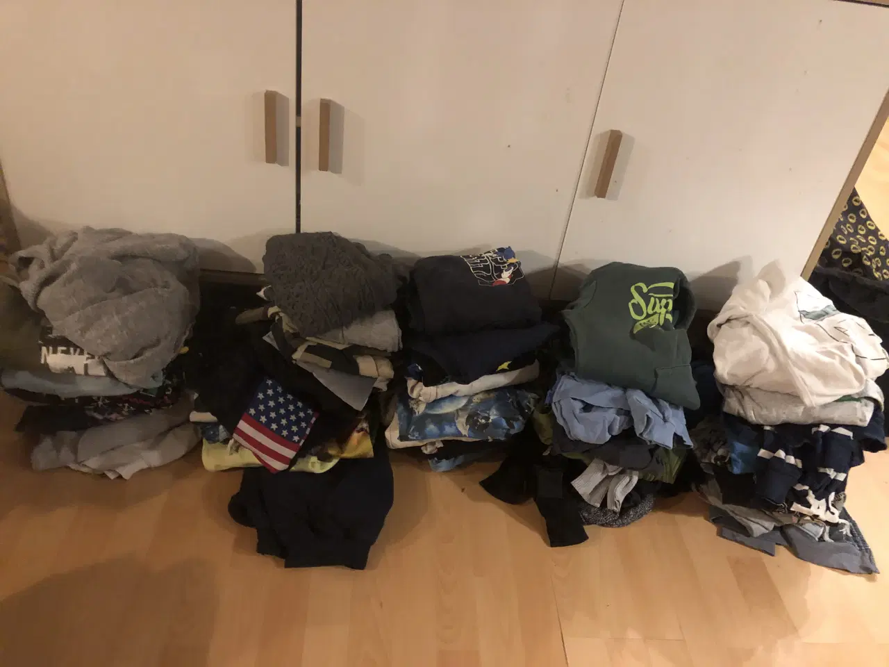 Billede 4 - Tøjpakke str 146-152 dreng