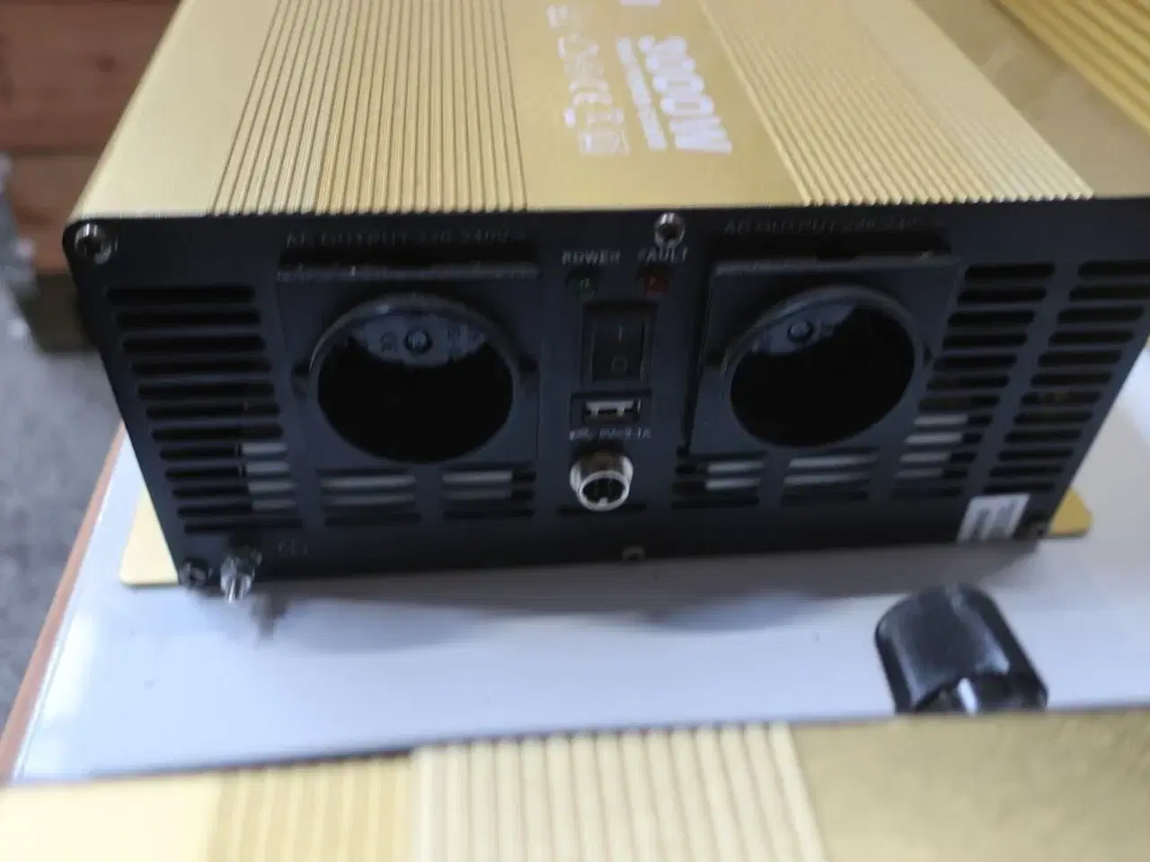 Billede 3 - Inverter GREEN ENERGY Pure Sine Wave DC/AC Power 3000W