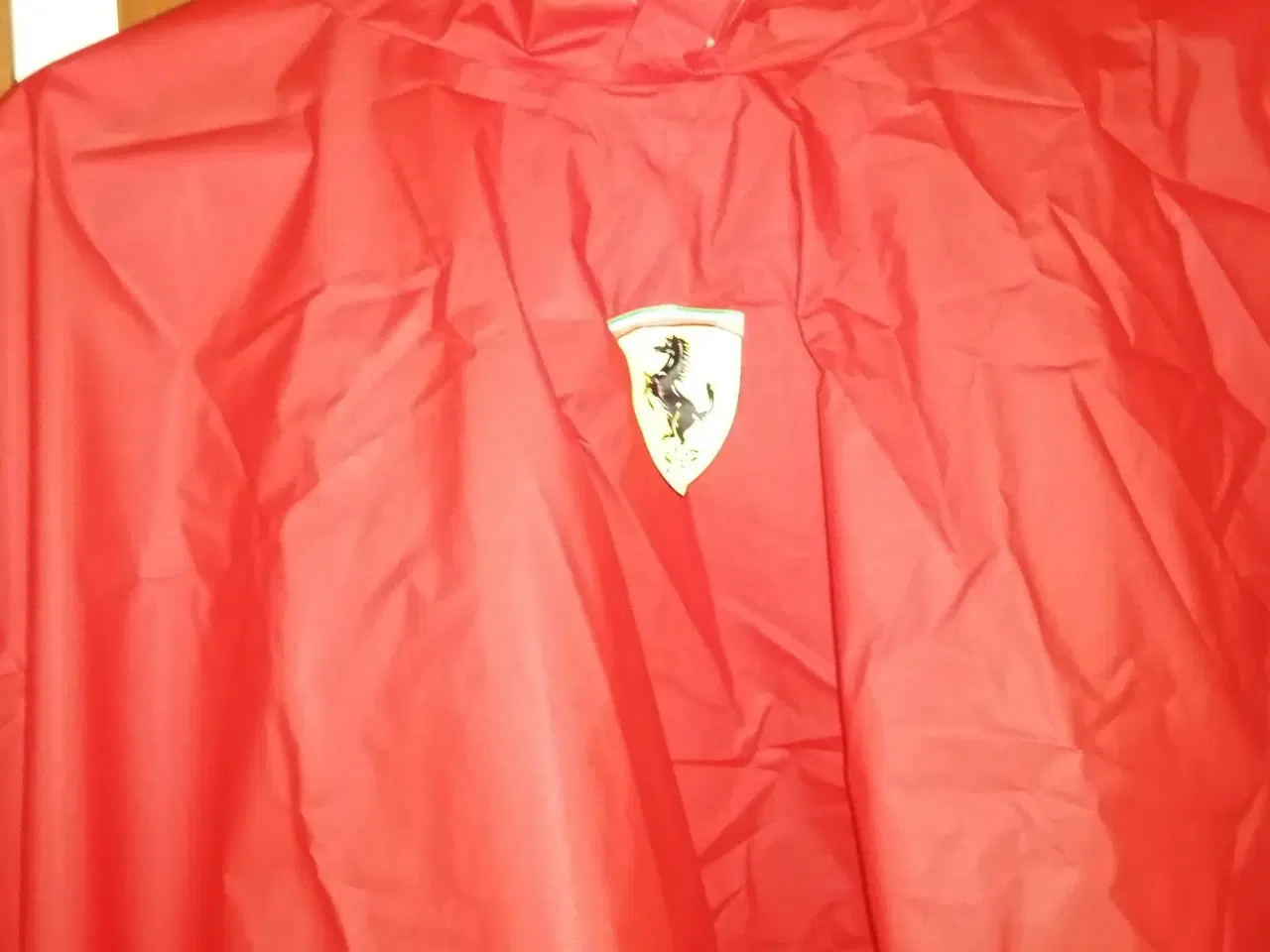 Billede 3 - NY FERRARI PONCHO 100% VANDTÆT, ONESIZE