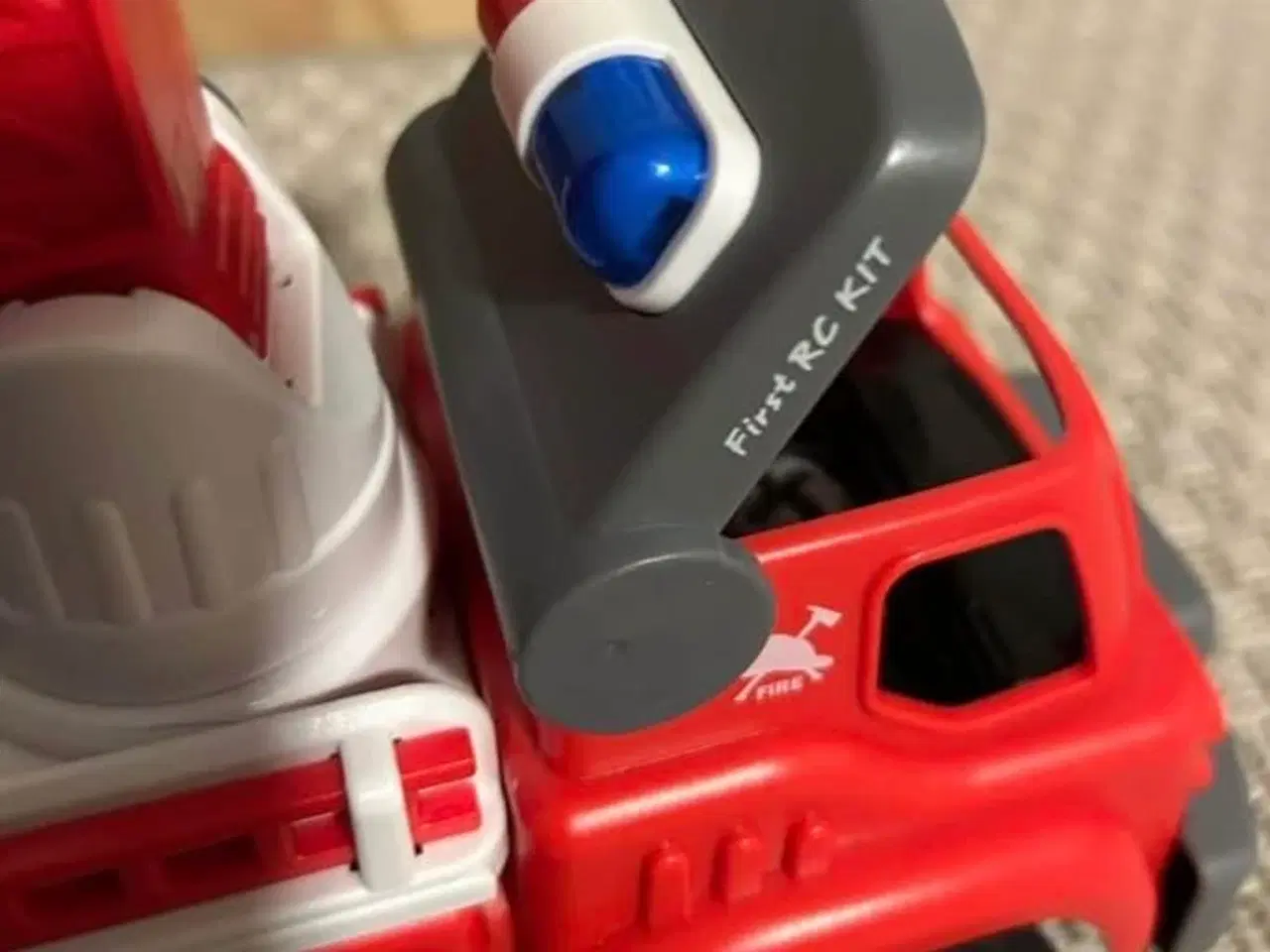 Billede 1 - Brandbil med kran i kvalitet