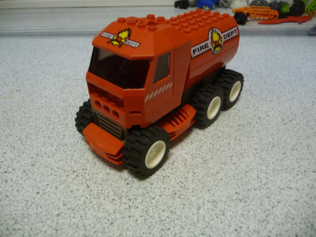 Billede 2 - lego jack stone brandbil