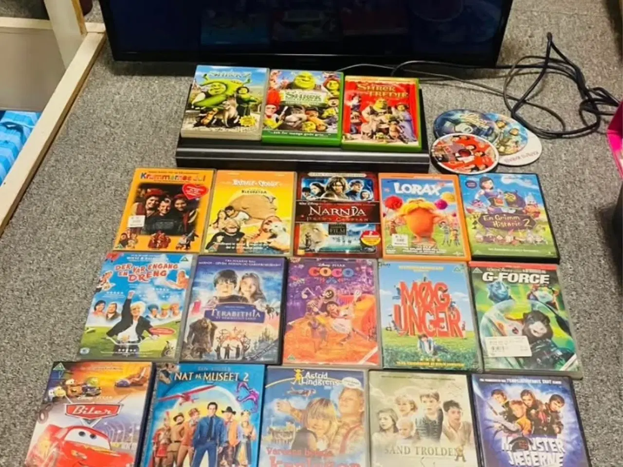 Billede 1 - TV + Dvd og 30 børnefilm 