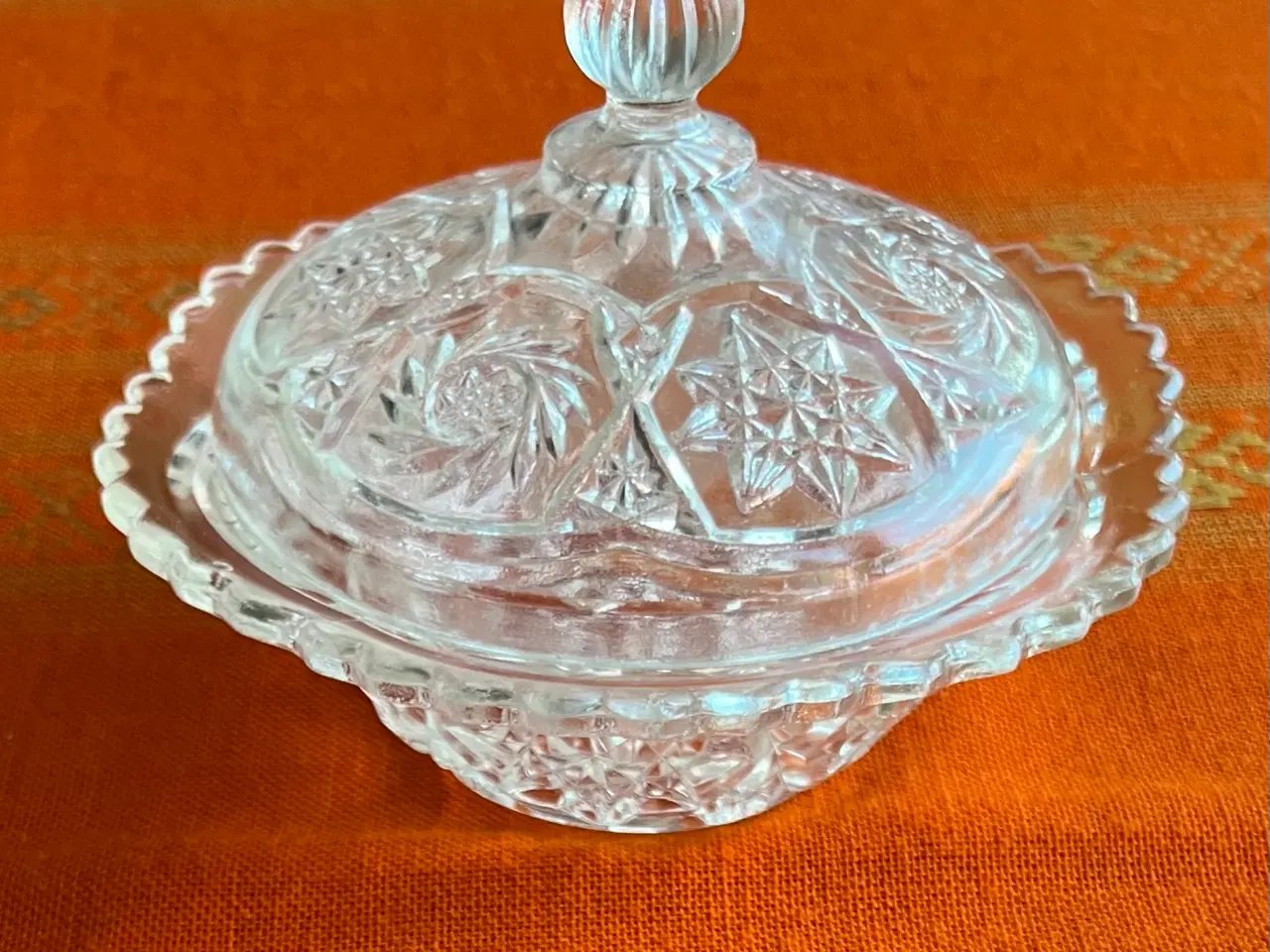 Billede 2 - Dekoreret bonbonniere glas skål med låg