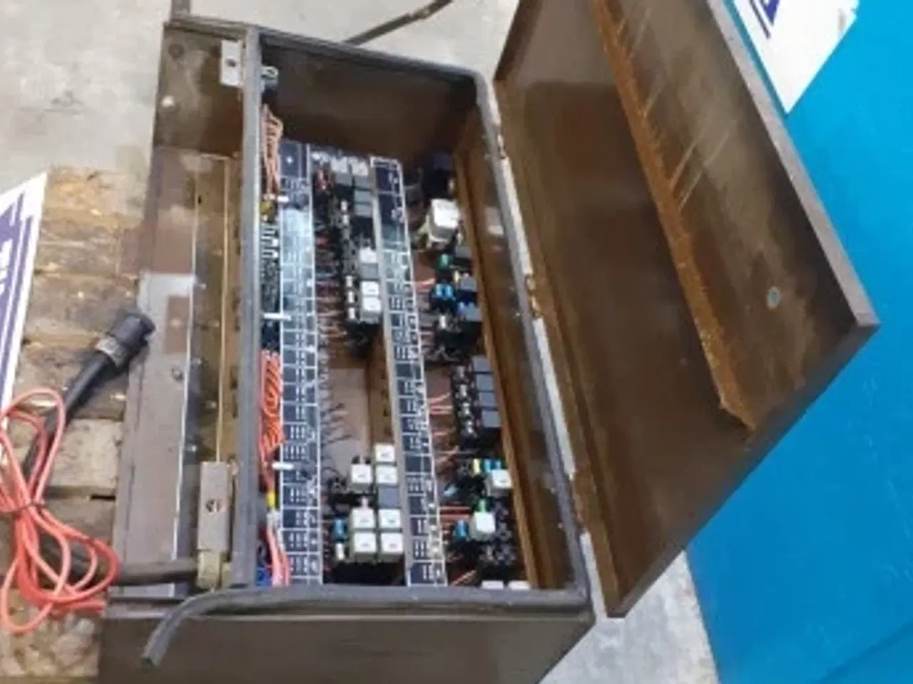 Billede 13 - Dronningborg D9000 El-skab