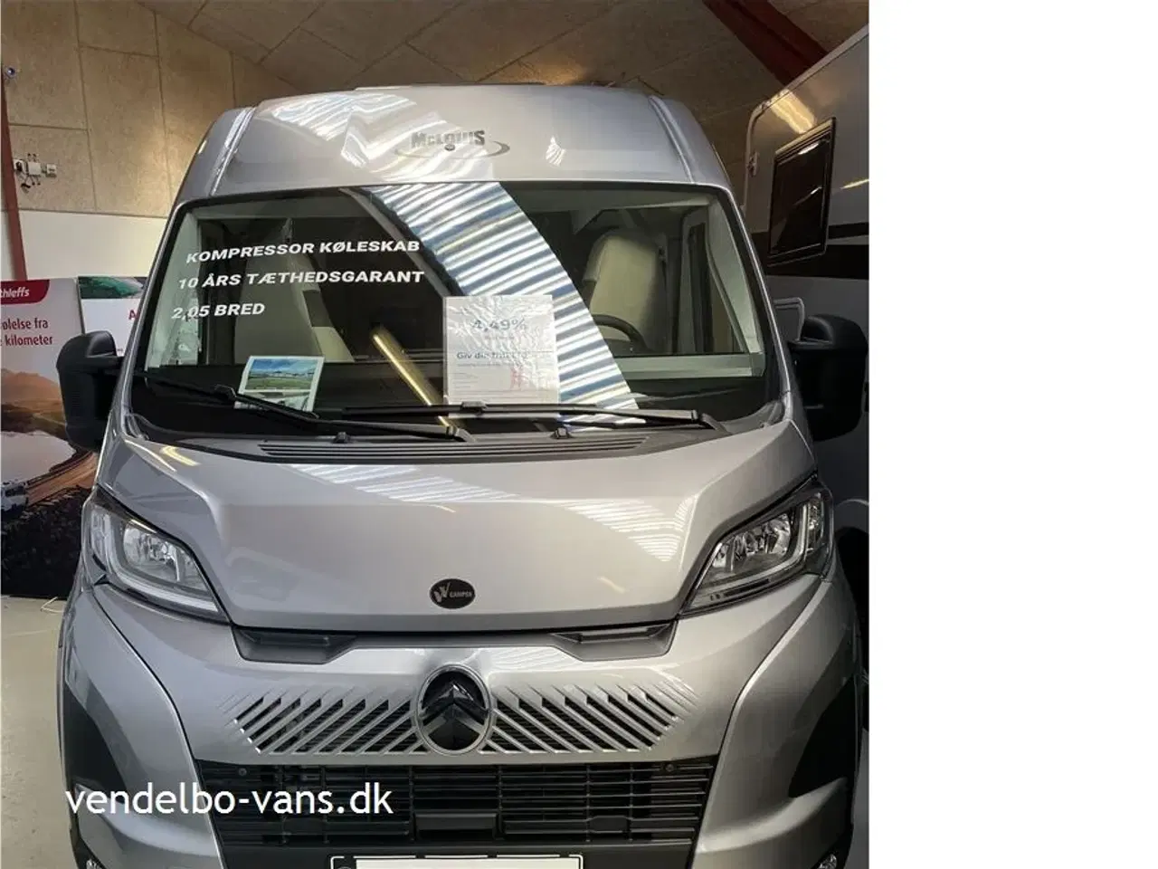 Billede 2 - 2026 - McLouis Menfys Van 1 KUN 541 cm lang - 205 cm bred og 265 cm høj