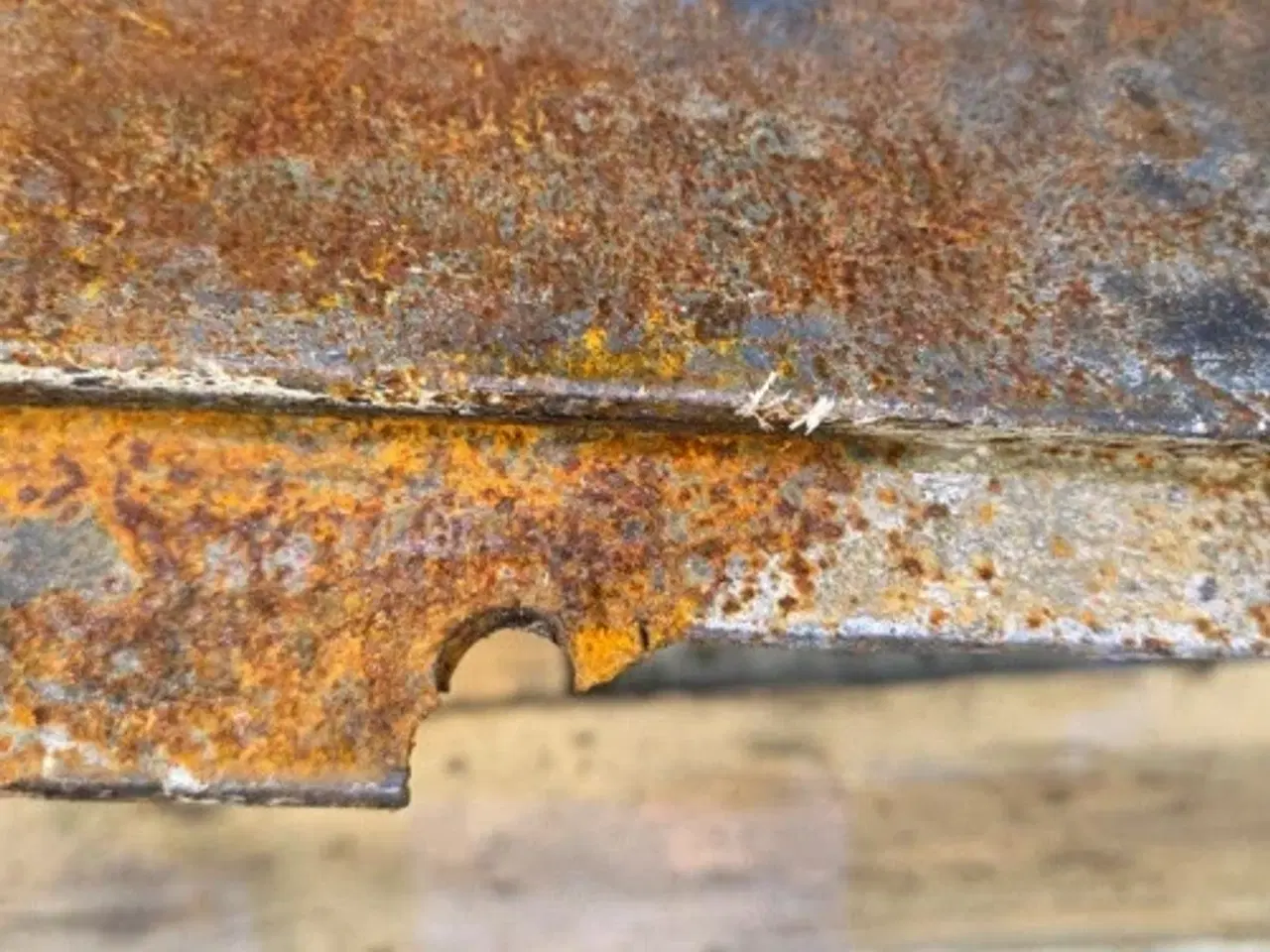 Billede 3 - New Holland LB110 Dæksel 85801362