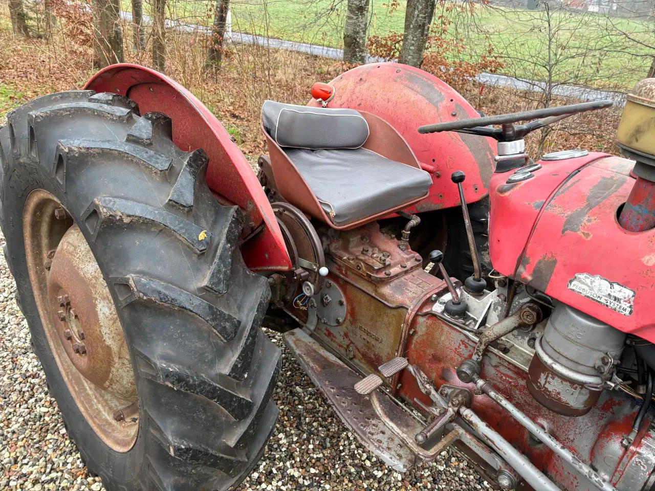 Billede 9 - MF35 Diesel inc. førerhus