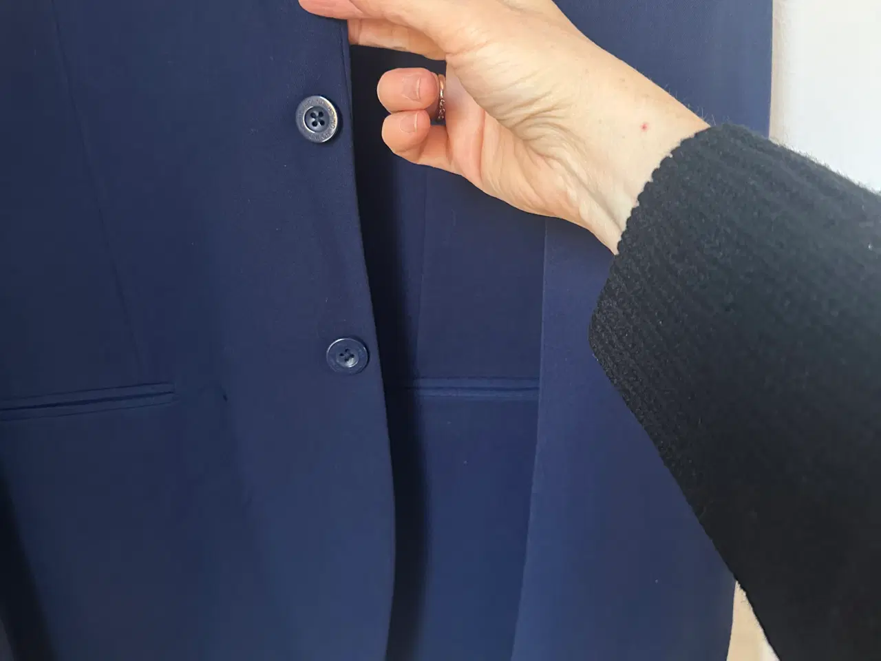 Billede 3 - Flot Hound blazer i mørkeblå - konfirmation