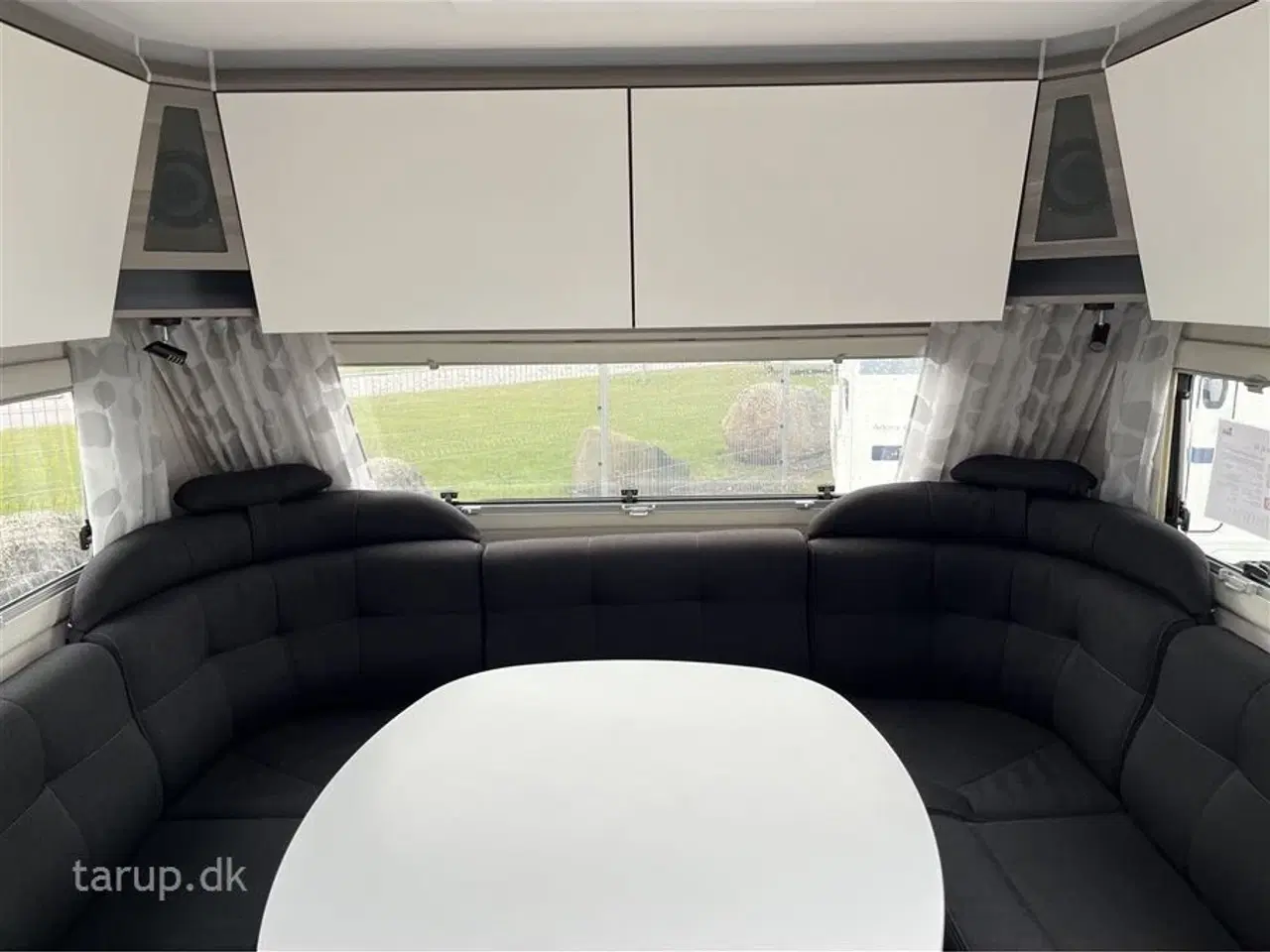 Billede 7 - 2022 - Kabe Estate 600 XL KS   Cykelstativ, Mestic klimaanlæg, rundsiddegruppe, ALDE centralvarme, vandbåren gulvvarme, stort køle/ frys, alufælge, glatte sider, fransk dobbeltseng