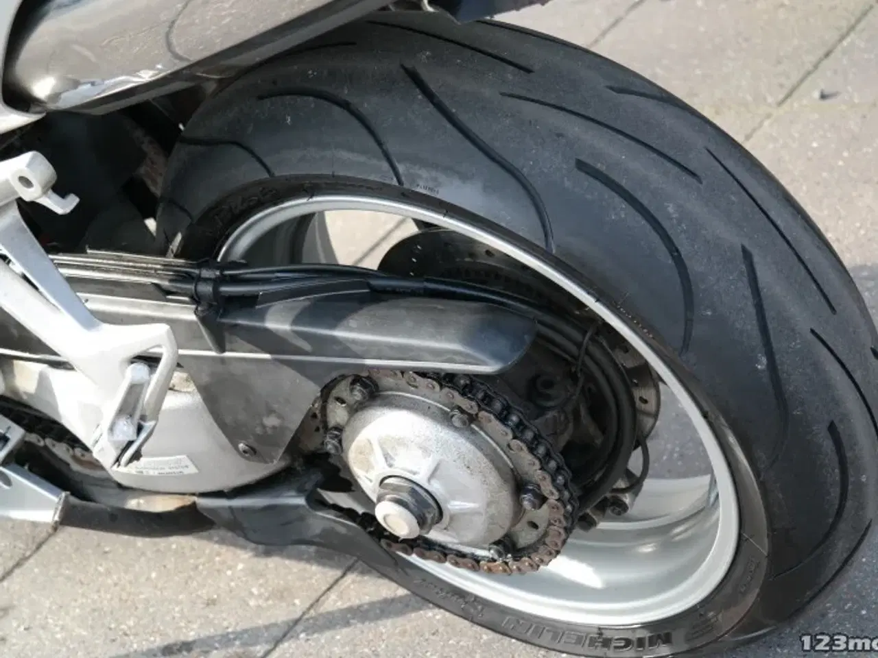 Billede 28 - Honda VFR 800 F MC-SYD       BYTTER GERNE