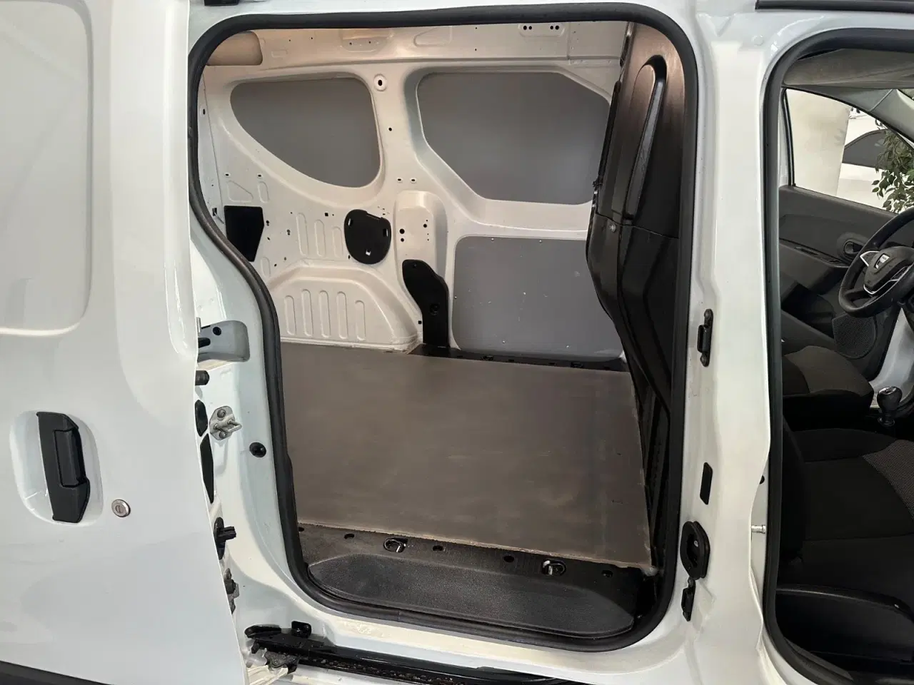 Billede 14 - Dacia Dokker 1,5 dCi 95 Essential Tekno Van