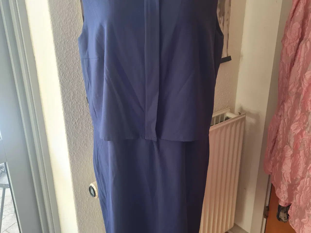 Billede 11 - Ny kjole str XL fra Mint & Berry 