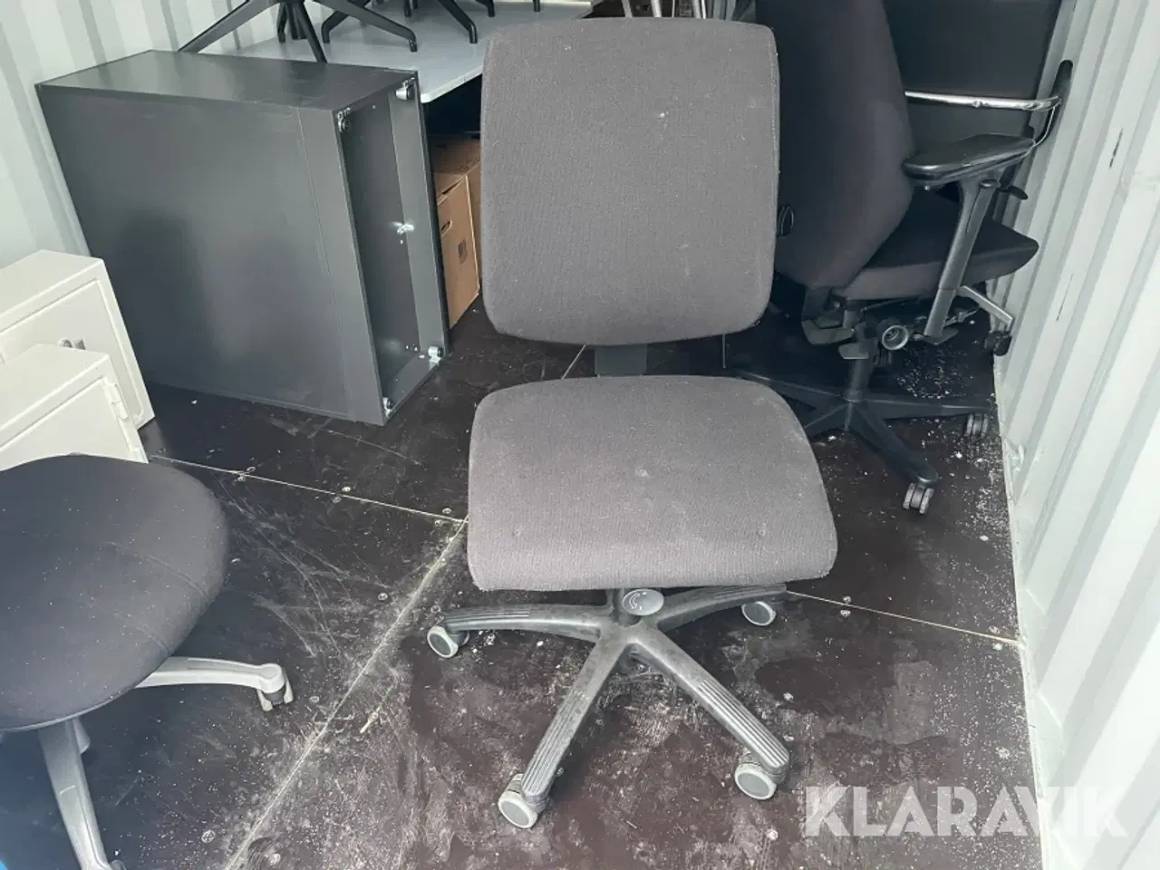 Billede 9 - Stole + Borde + tavler