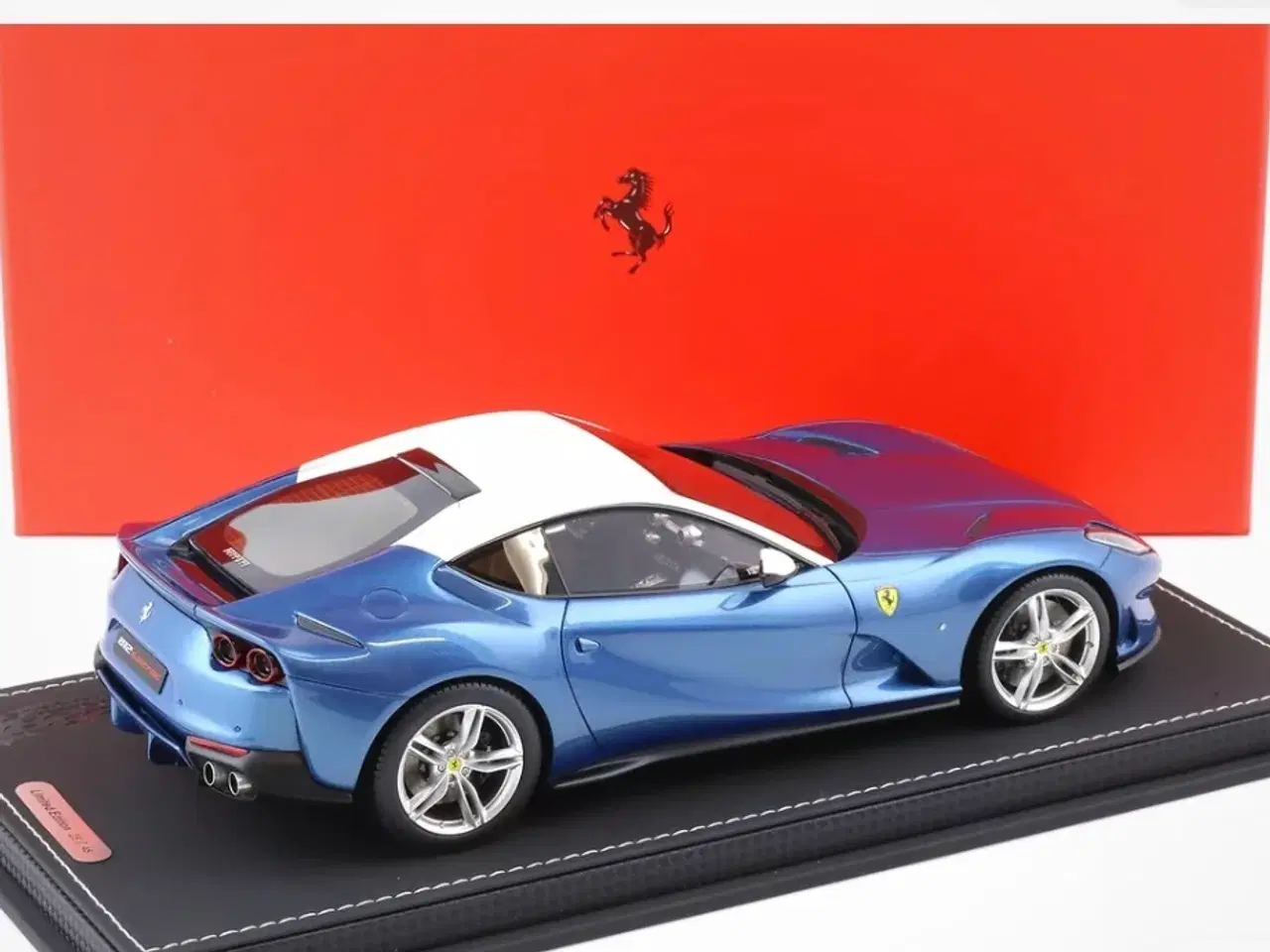 Billede 3 - 1:18 Ferrari 812 Super Rapide 2017