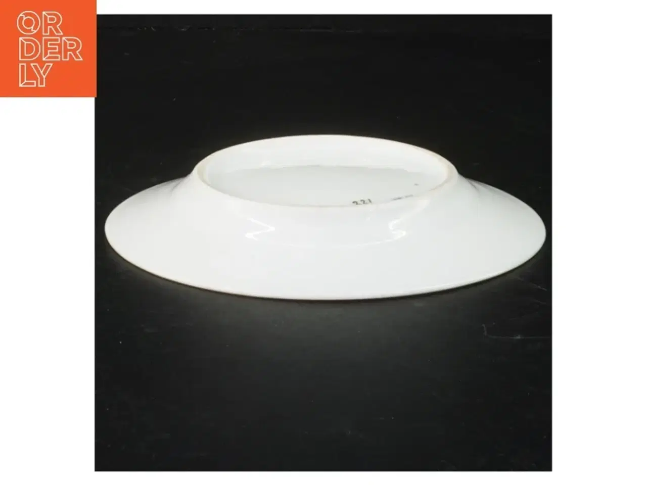 Billede 2 - Porcelænstallerkener med blomstermotiv (str. Ø 16 cm)