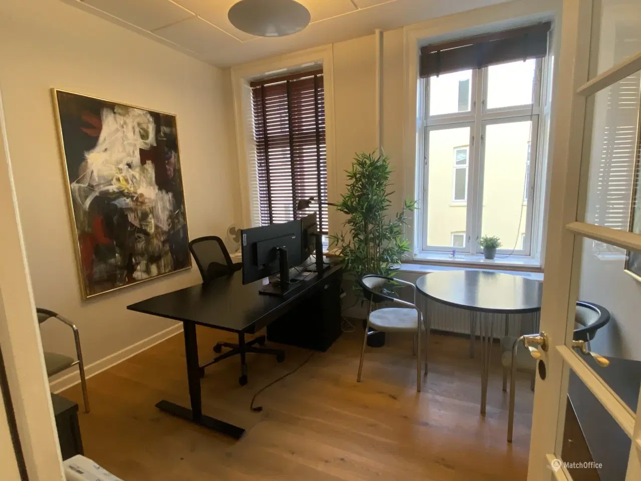 Billede 2 - Centralt beliggende kontorlokaler i København K