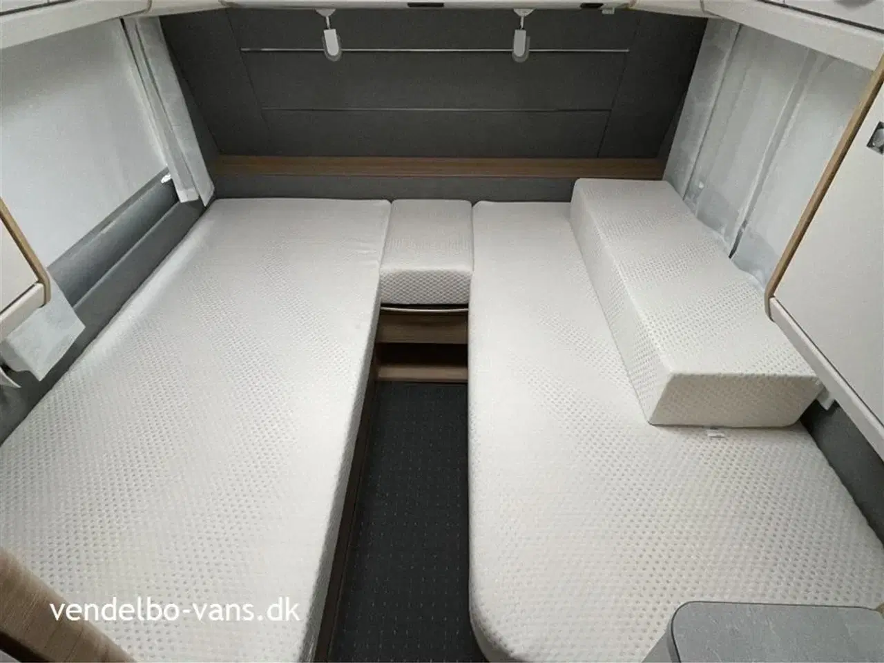 Billede 9 - 2022 - Dethleffs Camper 470 FR D-Line   Nem og handy størrelse - Tysk kvalitet