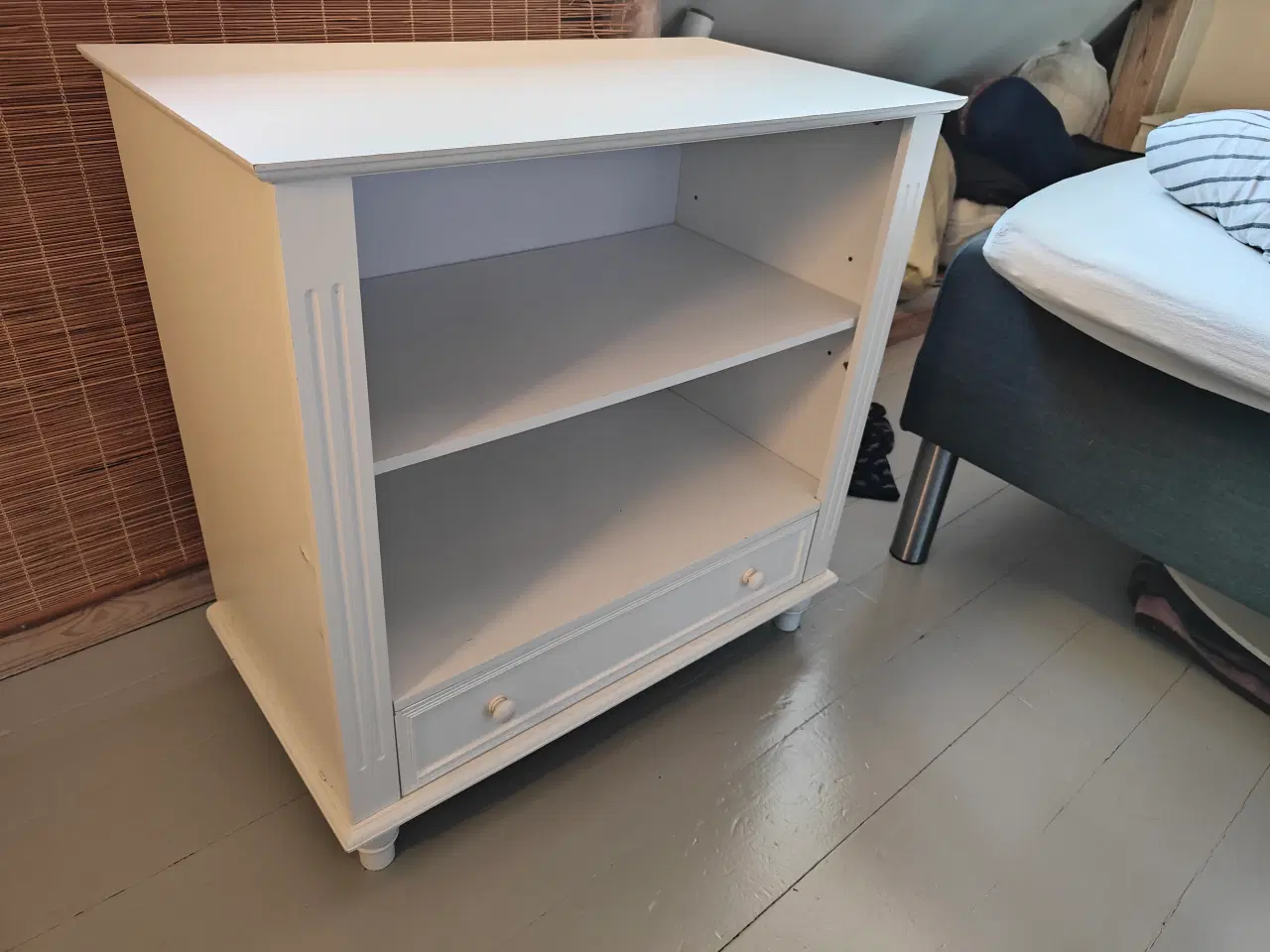 Billede 3 - Hvid kommode sælges grundet flytning 