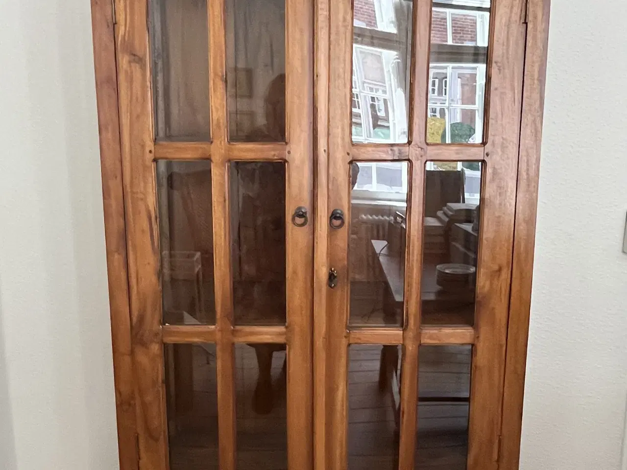 Billede 1 - Vitrineskab 