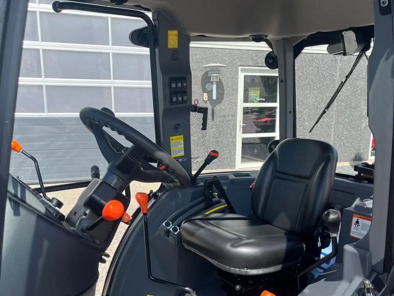 Billede 3 - Solis N 90 Med Krybegear, frontlift og frontPTO .