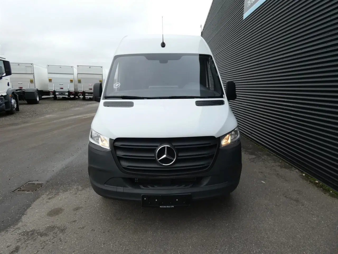 Billede 3 - Mercedes-Benz Sprinter 319 2,0 CDI A2 H2 RWD 9G-Tronic 190HK Van Aut.