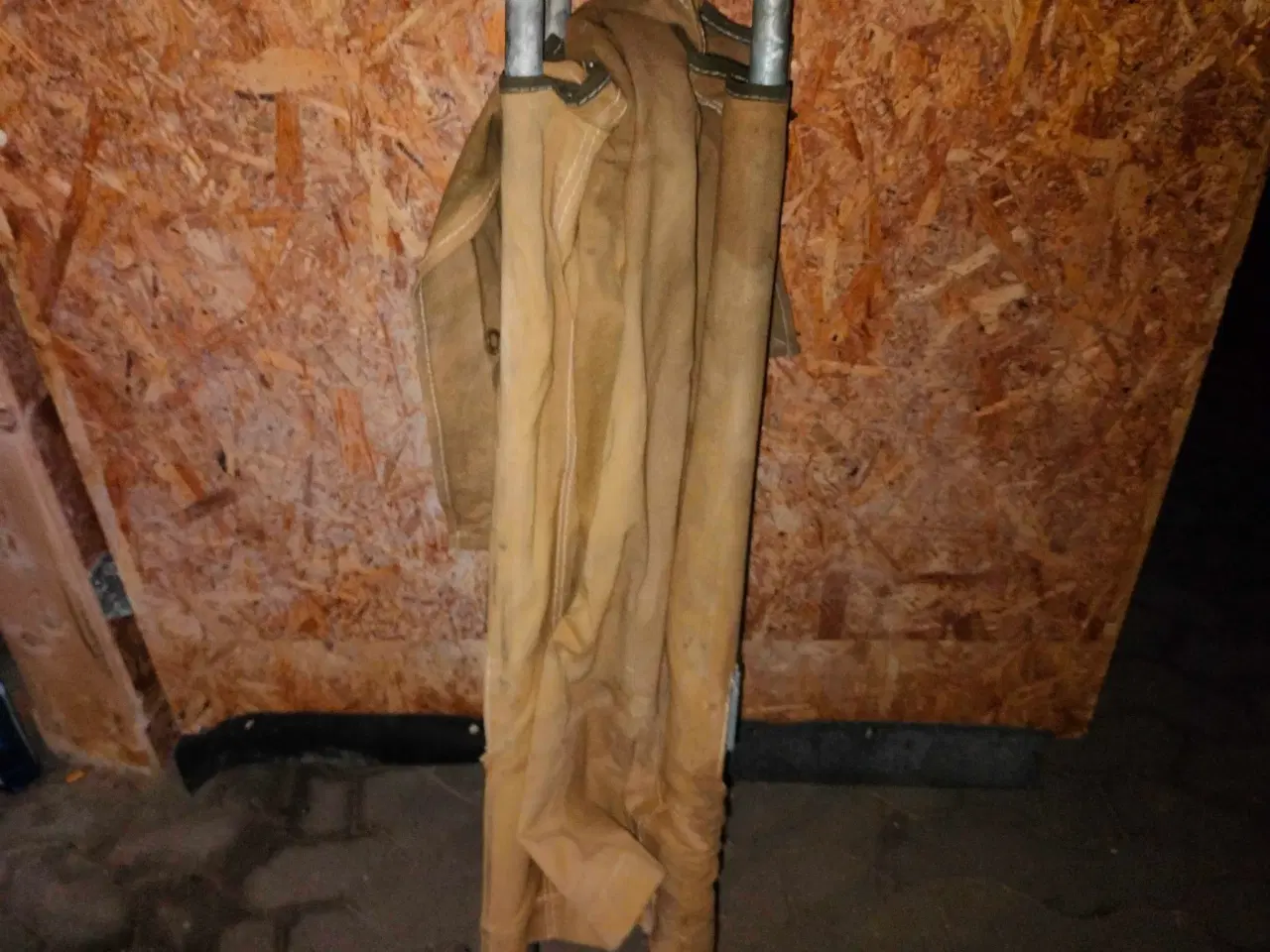 Billede 1 - Militær seng/båre